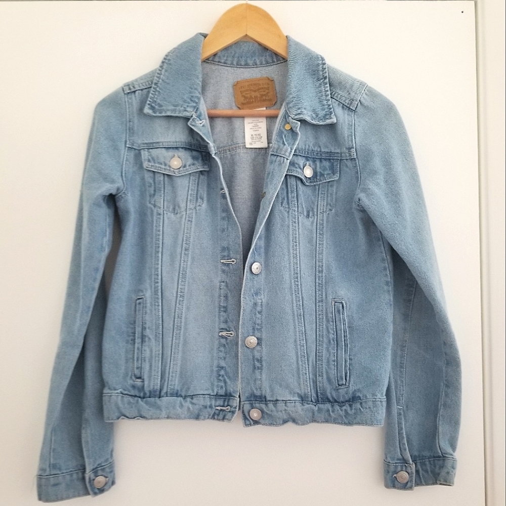 Levi's denim jacket